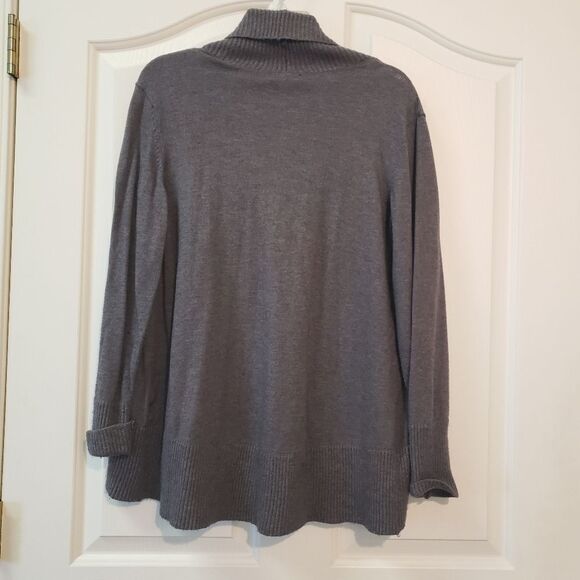 Cozy Gray Cardigan Size Large - Picture 2 of 3